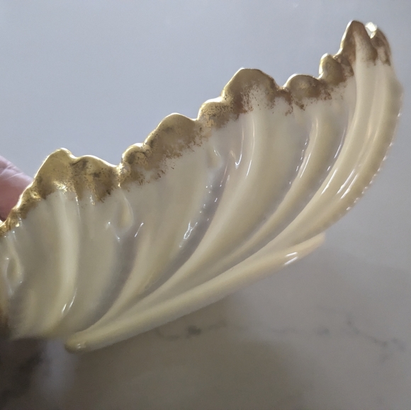 Lenox scallop edge bowl - Picture 2 of 8